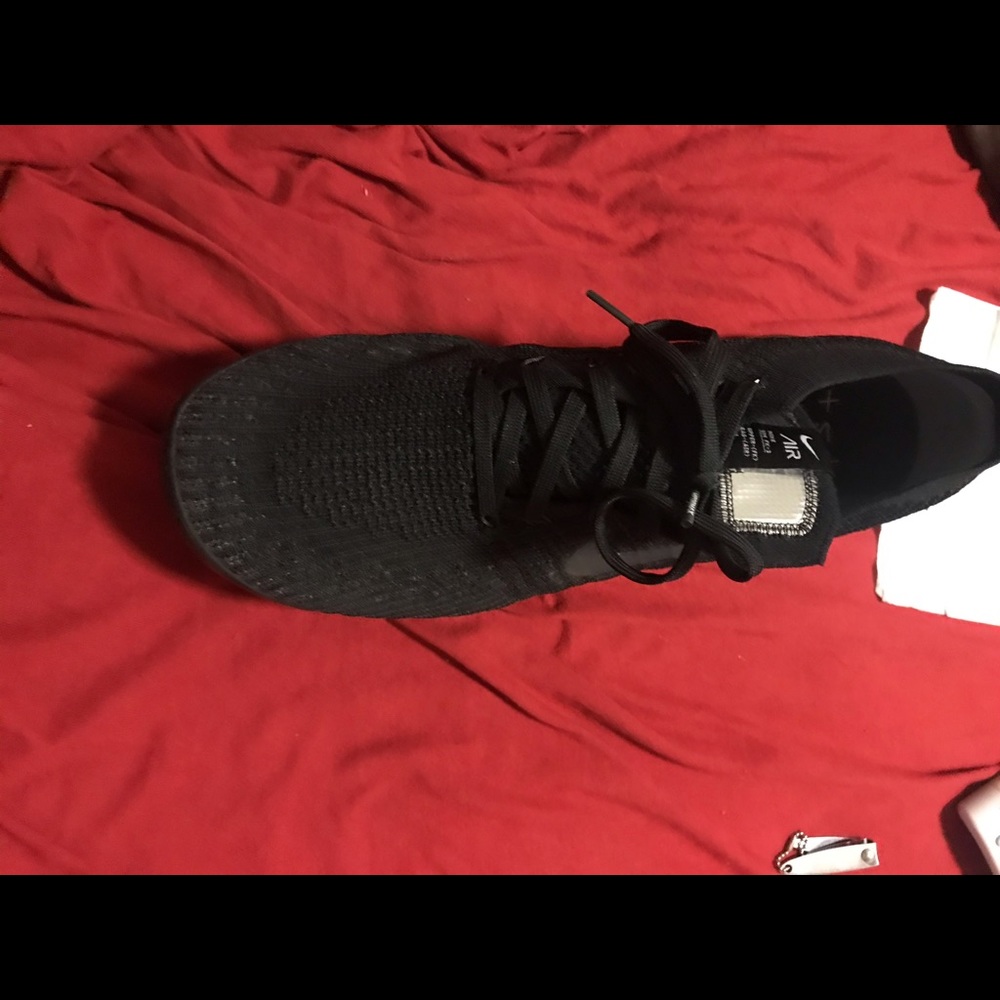 New Black Vapormax Flyknit 3